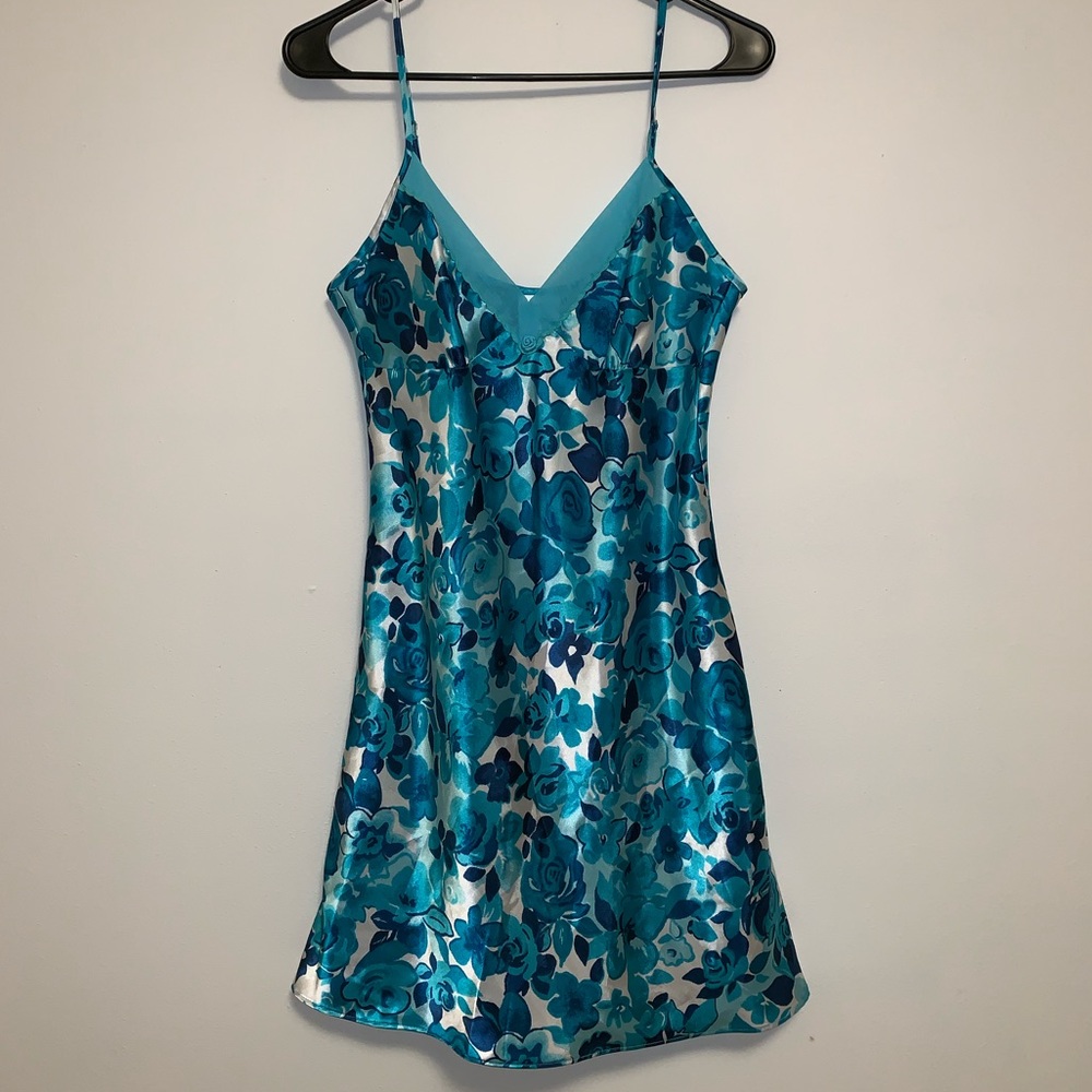 Beautiful silky lingerie/nighty